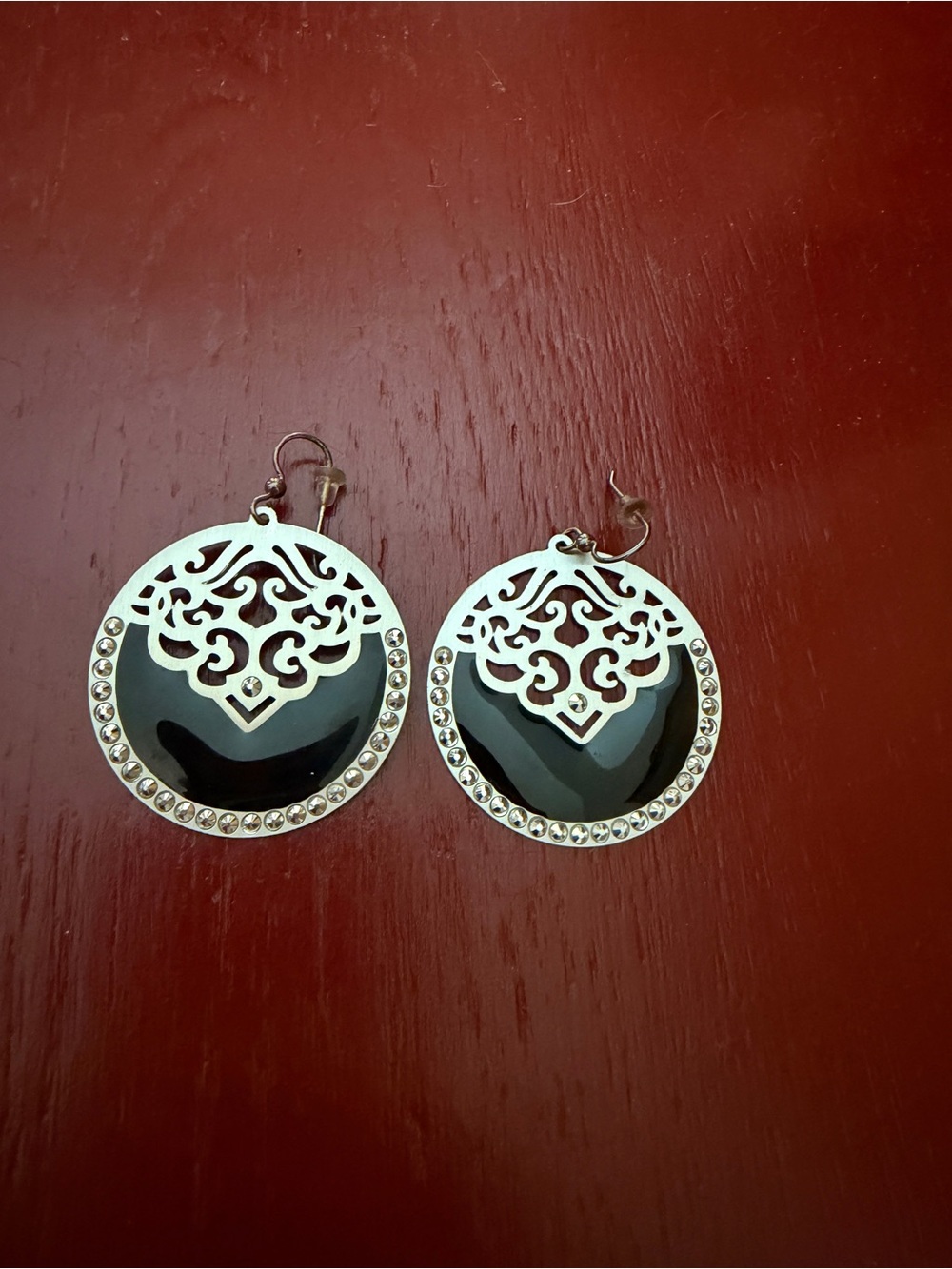 Silver Filigree Black Disc Drop Earrings